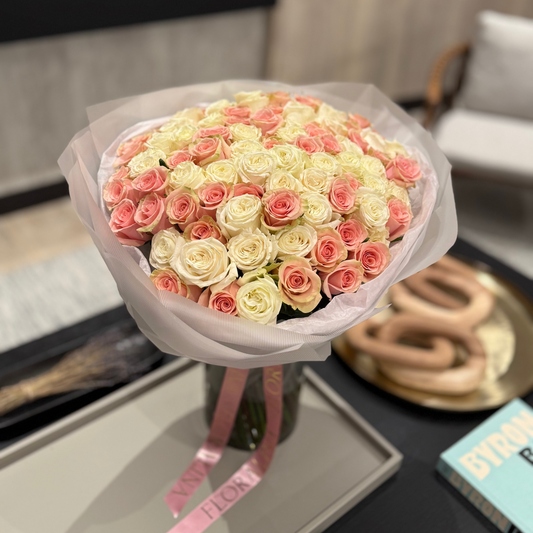 White & Pink Rose Bouquet – Fresh Roses in Miami
