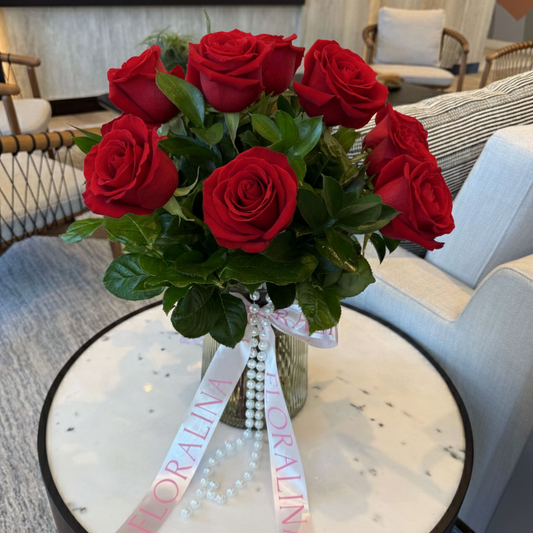 Classic Roses in Vase – Dozen Roses for Valentine’s Day