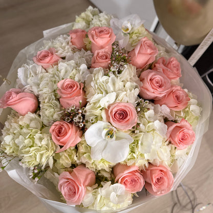 Ethereal Luxe Bouquet – Roses, Orchids & Hydrangeas