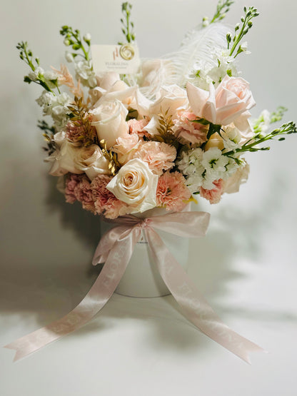 Luxury Rose Flower Box – Romantic Roses, Carnations & Stock Flowers