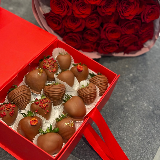 Milk Chocolate Covered Strawberries – Premium Gift Box